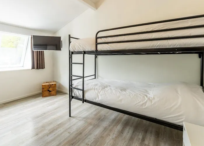 Semesterbostad Boshuys 20 Personen Met Jacuzzi En Sauna *