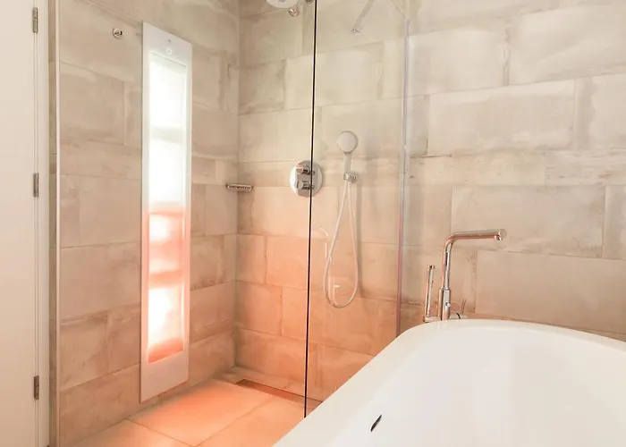 Semesterbostad Boshuys 20 Personen Met Jacuzzi En Sauna *