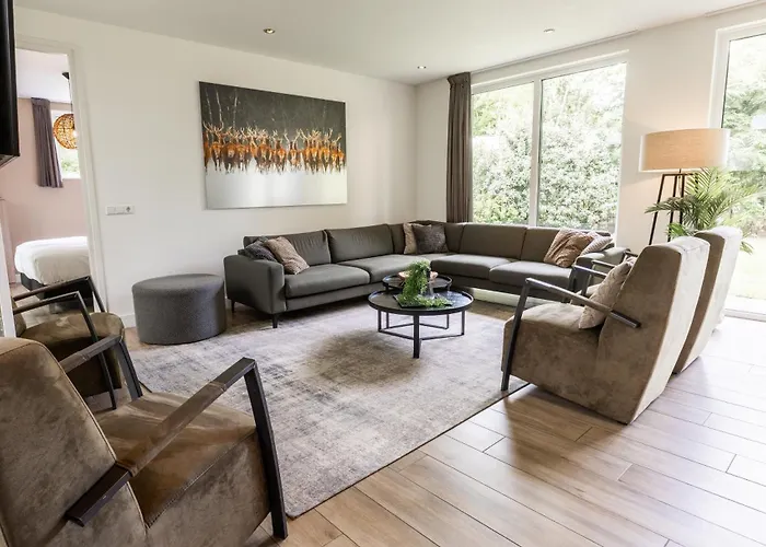 Boshuys 20 Personen Met Jacuzzi En Sauna *