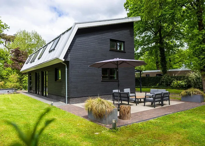 Boshuys 20 Personen Met Jacuzzi En Sauna Semesterbostad