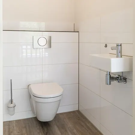 Boshuys 20 Personen Met Jacuzzi En Sauna * Wekerom